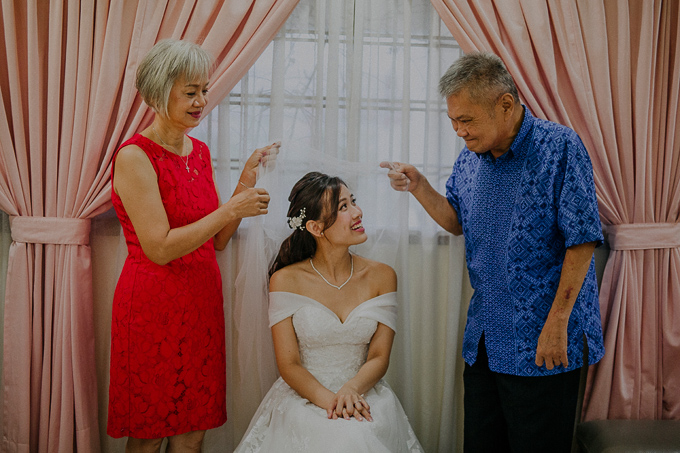 wedding photography paya lebar methodist church conrad hotel
