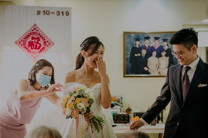 wedding photography paya lebar methodist church conrad hotel