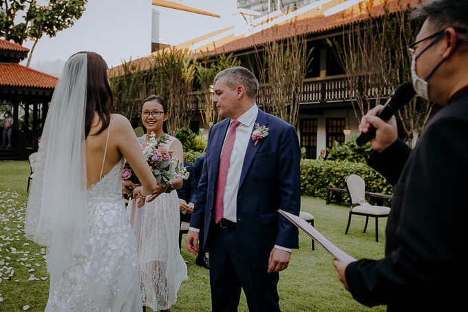wedding photography solemnisation raffles hotel