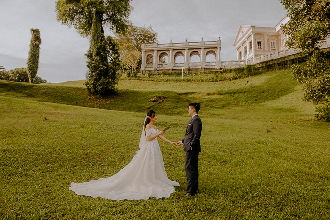 wedding photography paya lebar methodist church conrad hotel