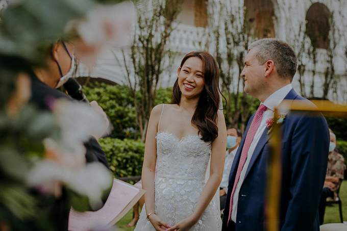 wedding photography solemnisation raffles hotel