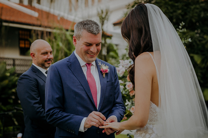 wedding photography solemnisation raffles hotel