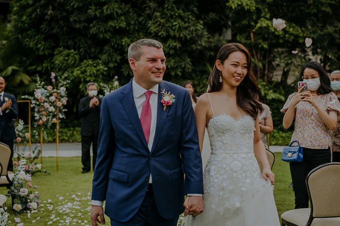 wedding photography solemnisation raffles hotel
