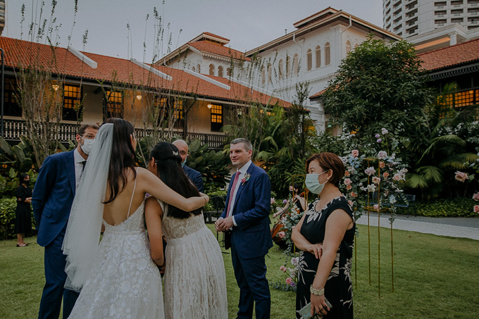 wedding photography solemnisation raffles hotel