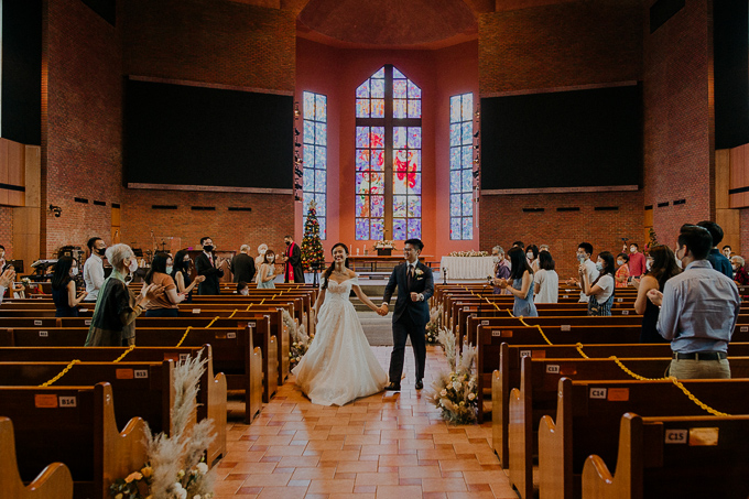 wedding photography paya lebar methodist church conrad hotel