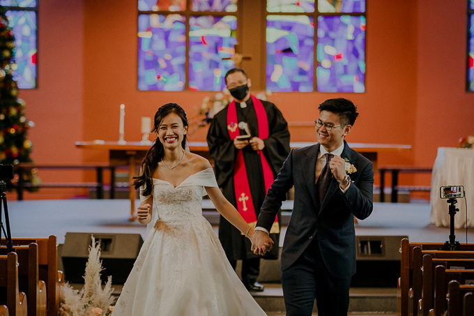 wedding photography paya lebar methodist church conrad hotel