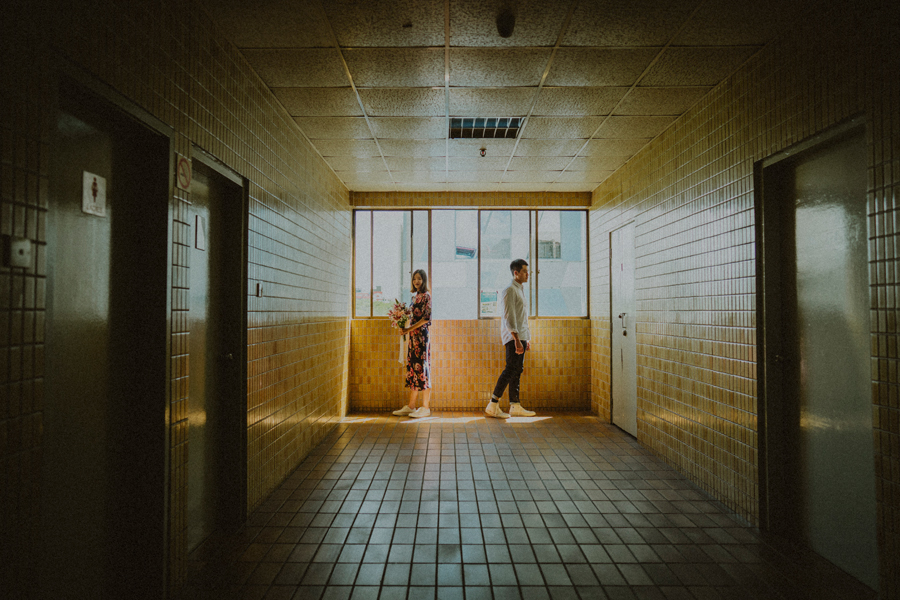 oddly familiar photography singapore prewedding casual couple photography