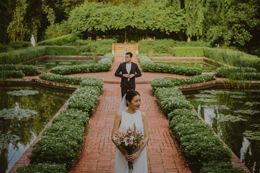 oddly familiar photography singapore prewedding casual couple photography
