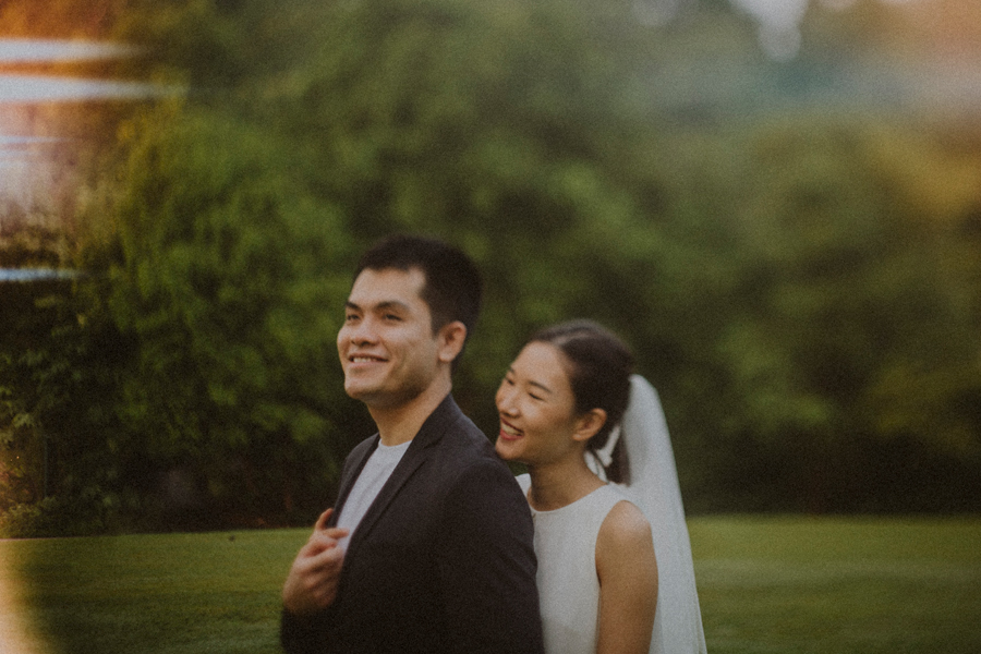 oddly familiar photography singapore prewedding casual couple photography